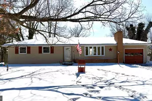 2263 Edgewood Dr, Vineland, NJ 08361 - Photo 2