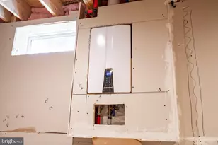 207 S 9th St, Millville, NJ 08332 - Photo 24