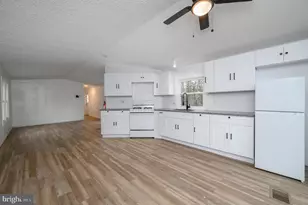 448 Evergreen Rd, Millville, NJ 08332 - Photo 4