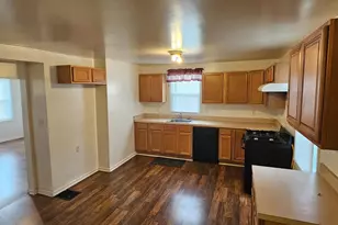 402 Green St W W, Millville, NJ 08332 - Photo 6