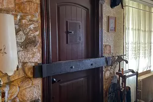 7 W Almond St, Vineland, NJ 08360 - Photo 4