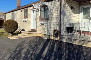 420 W Wood St, Vineland, NJ 08360 - Photo 2
