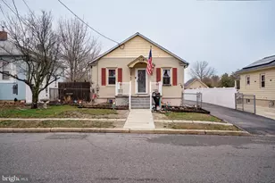 708 S Myrtle St, Vineland, NJ 08360 - Photo 1