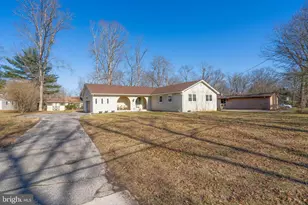 2273 Quail St, Vineland, NJ 08361 - Photo 2