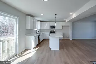 47 Seena Dr, Millville, NJ 08332 - Photo 2