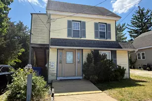607 E Broad St, Millville, NJ 08332 - Photo 2