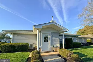 2139 E Chestnut Ave, Vineland, NJ 08361 - Photo 2
