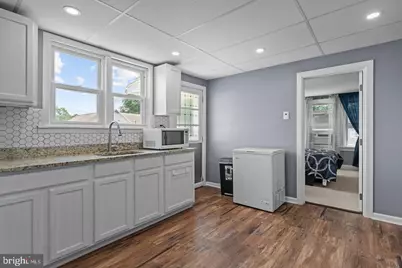 73 W Chestnut Avenue, Vineland, NJ 08360 - Photo 10