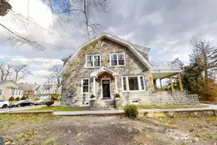 10 Linden St, Bridgeton, NJ 08302 - Photo 2