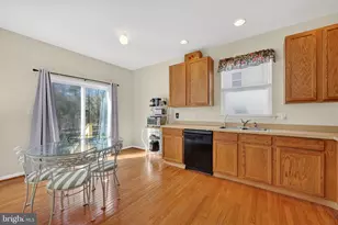 723 Streamview Ln, Vineland, NJ 08360 - Photo 8