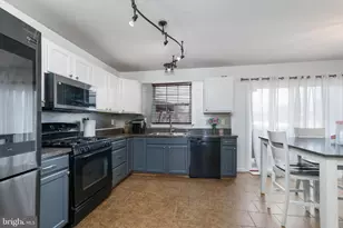 2520 Old Farm Dr, Vineland, NJ 08361 - Photo 6