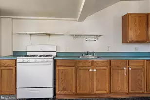 410 Powell St W W, Millville, NJ 08332 - Photo 14