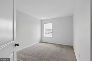 913 MacArthur Dr, Bridgeton, NJ 08302 - Photo 22