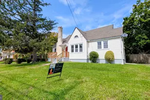 1002 E Chestnut Ave, Vineland, NJ 08360 - Photo 2