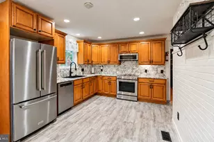 2460 Buttonwood Dr, Vineland, NJ 08361 - Photo 10
