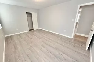 530 Crest Ave, Millville, NJ 08332 - Photo 8