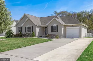 1279 Livia Ln, Vineland, NJ 08360 - Photo 4