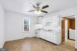 222 Fulton St, Millville, NJ 08332 - Photo 14