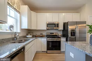 43 Whitaker Ct, Millville, NJ 08332 - Photo 8