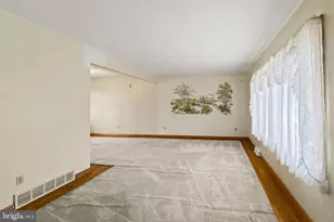 2052 Brookfield St, Vineland, NJ 08361 - Photo 6