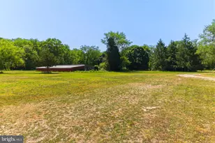 391 E Butler Ave, Vineland, NJ 08360 - Photo 12