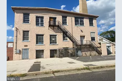 411 S 6th Street, Vineland, NJ 08360 - Photo 2