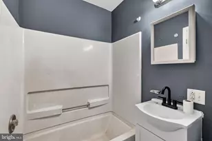 403 Sassafras St, Millville, NJ 08332 - Photo 8