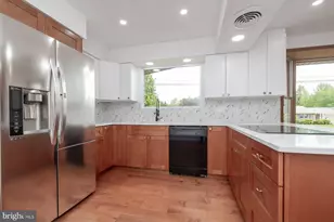 2811 Bryant St, Vineland, NJ 08361 - Photo 2