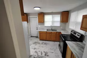 431 N 2nd St, Millville, NJ 08332 - Photo 2