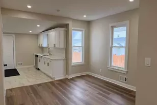 714 N 3rd St, Millville, NJ 08332 - Photo 6