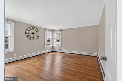 210 E Mulberry Street, Millville, NJ 08332 - Photo 8
