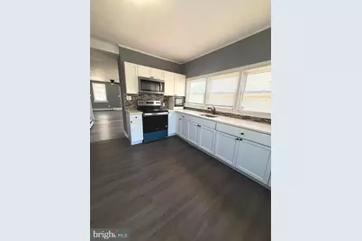 216 W McNeal Street, Millville, NJ 08332 - Photo 6