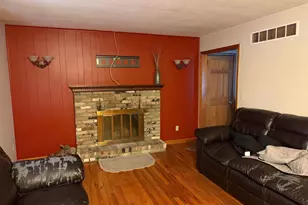404 Henderson Ave, Millville, NJ 08332 - Photo 6