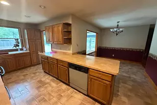 404 Henderson Ave, Millville, NJ 08332 - Photo 4