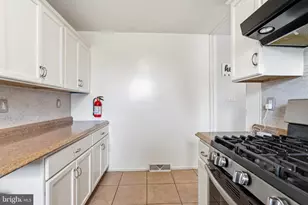 894 Michael Ave, Vineland, NJ 08360 - Photo 8