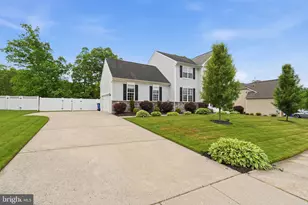 3 Tomasello Dr, Millville, NJ 08332 - Photo 2