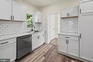 1632 W Garden Rd, Vineland, NJ 08360 - Photo 2