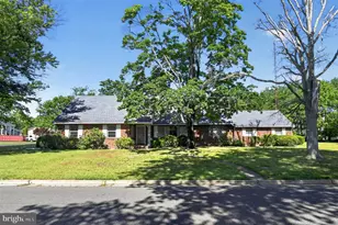 940 Holmes Ave, Vineland, NJ 08361 - Photo 6