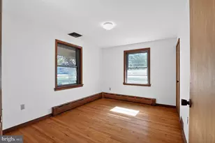 940 Holmes Ave, Vineland, NJ 08361 - Photo 20