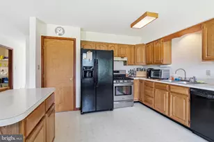 2495 Cavallo Dr, Vineland, NJ 08361 - Photo 6