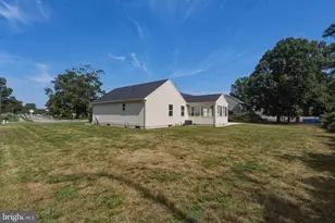 957 Golda Ln, Vineland, NJ 08361 - Photo 8