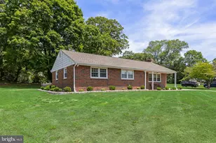 18 Hood Dr, Bridgeton, NJ 08302 - Photo 2