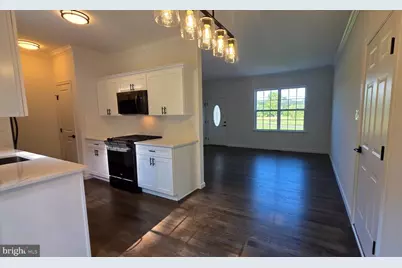 2101 Venezia Avenue, Vineland, NJ 08361 - Photo 2