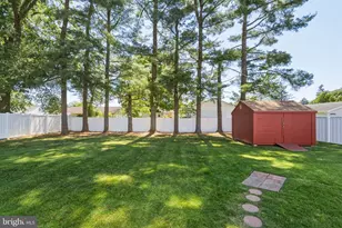 575 Royal Dr, Vineland, NJ 08360 - Photo 42
