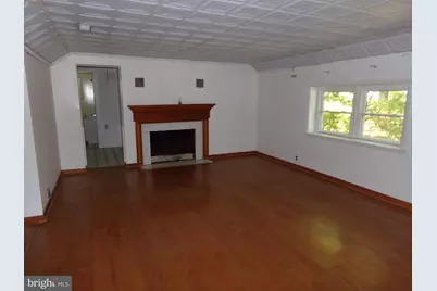120 Iris Road, Millville, NJ 08332 - Photo 2