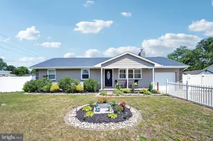 1035 Swenlin Dr, Vineland, NJ 08360 - Photo 2