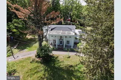 1071 E Park Avenue, Vineland, NJ 08360 - Photo 1