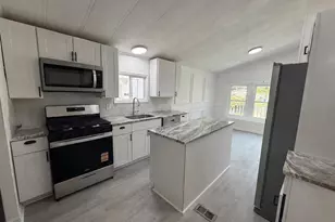817 E Main St, Millville, NJ 08332 - Photo 2