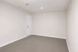 415 N 3rd St, Millville, NJ 08332 - Photo 14