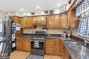 703 E Butler Ave, Vineland, NJ 08361 - Photo 8